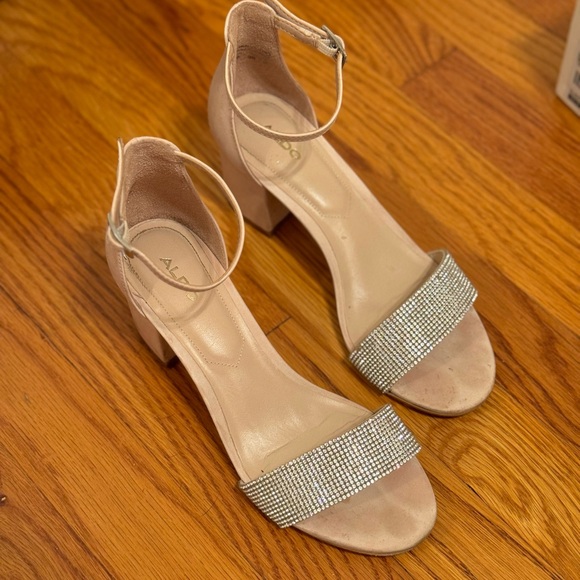 Aldo Gladoniel Heels, Size 6 - Picture 1 of 6